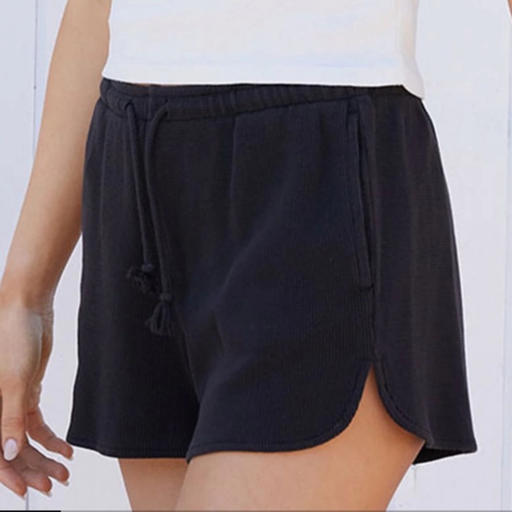 LIKE NEW John Galt / Brandy Melville Black / Navy Waffle Summer Drawstring Short